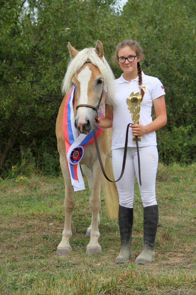 Vitazka_zvodu_Blondie